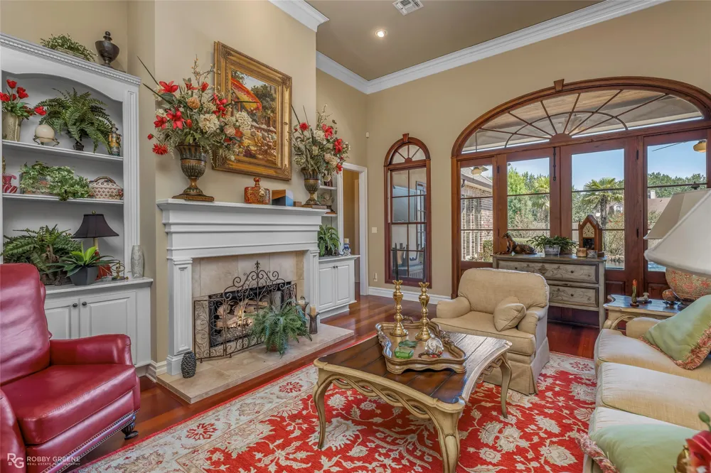 209 Evangeline Walk Bossier City, LA 71111