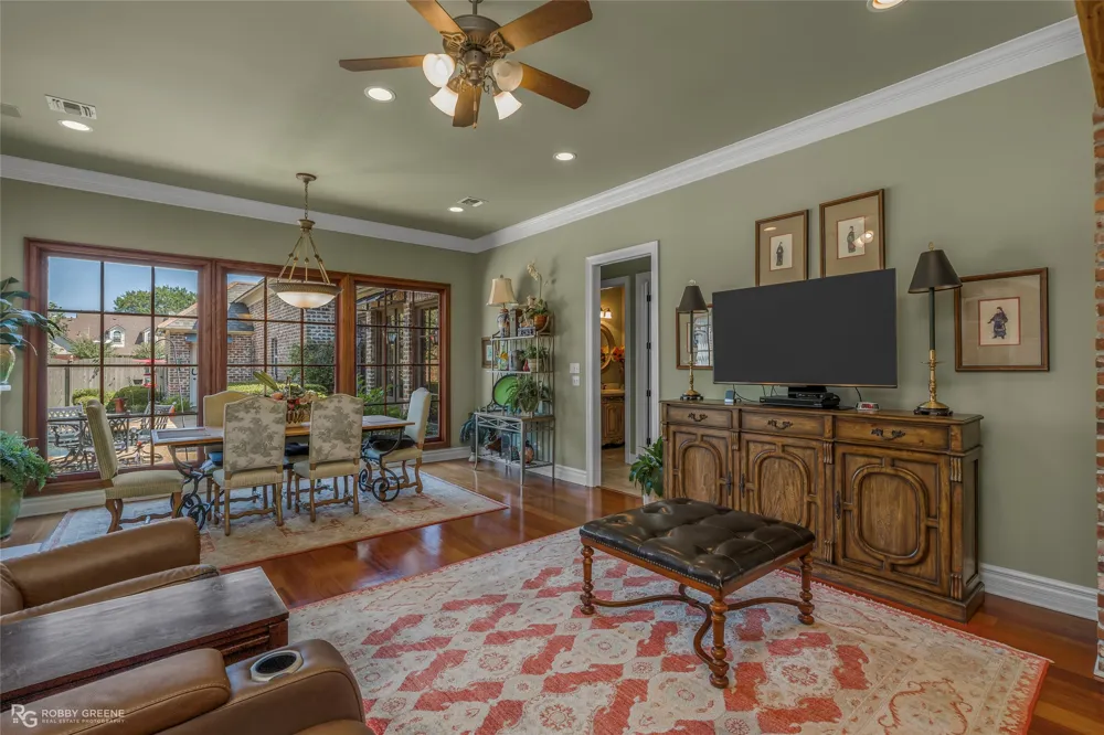 209 Evangeline Walk Bossier City, LA 71111
