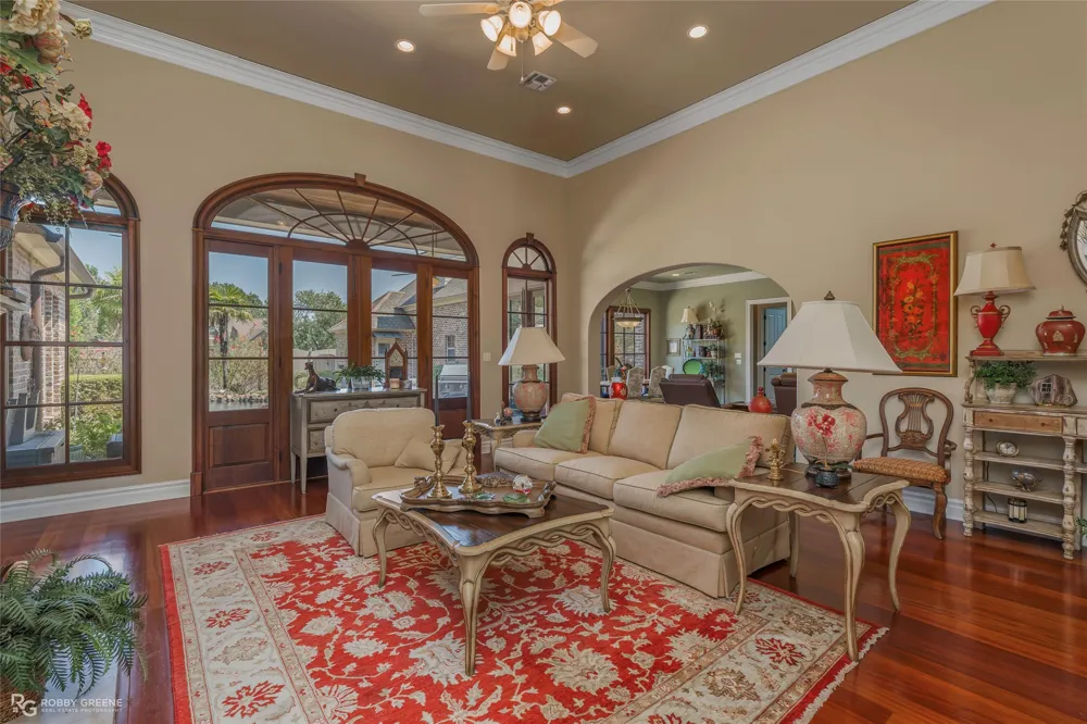 209 Evangeline Walk Bossier City, LA 71111