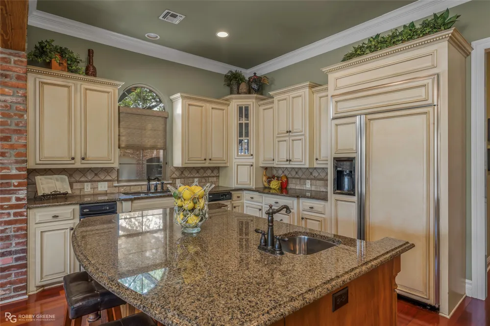 209 Evangeline Walk Bossier City, LA 71111
