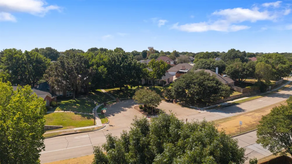 1432 Swan Court Lewisville, TX 75077