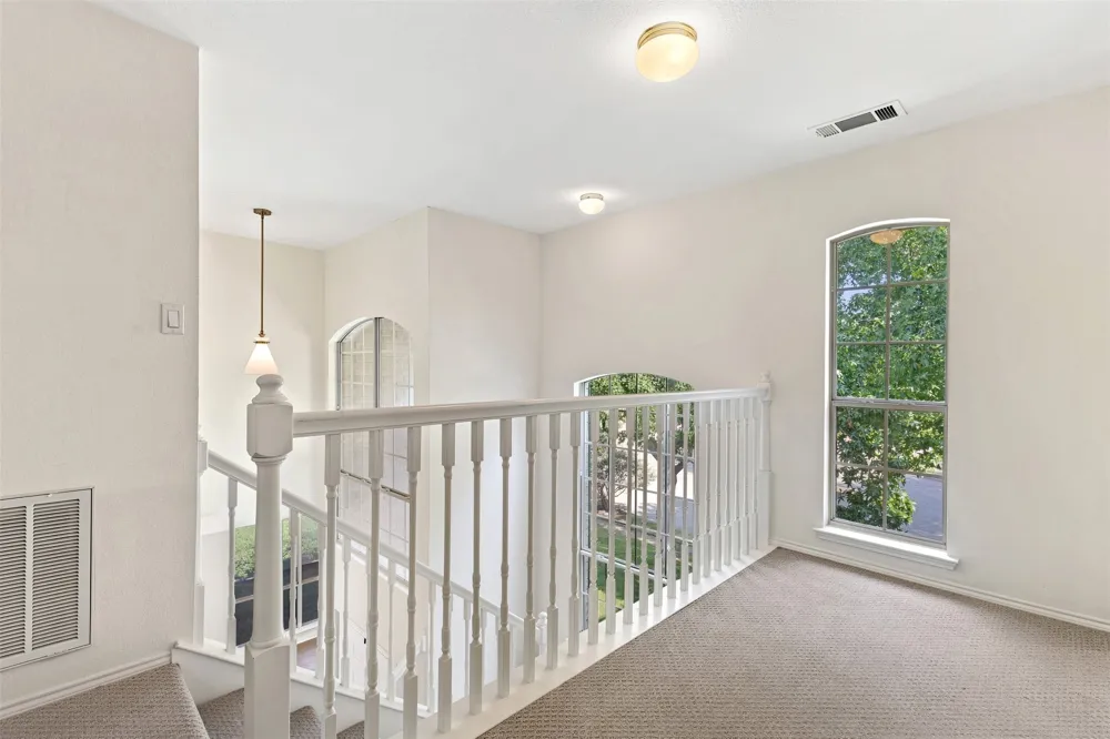 1432 Swan Court Lewisville, TX 75077