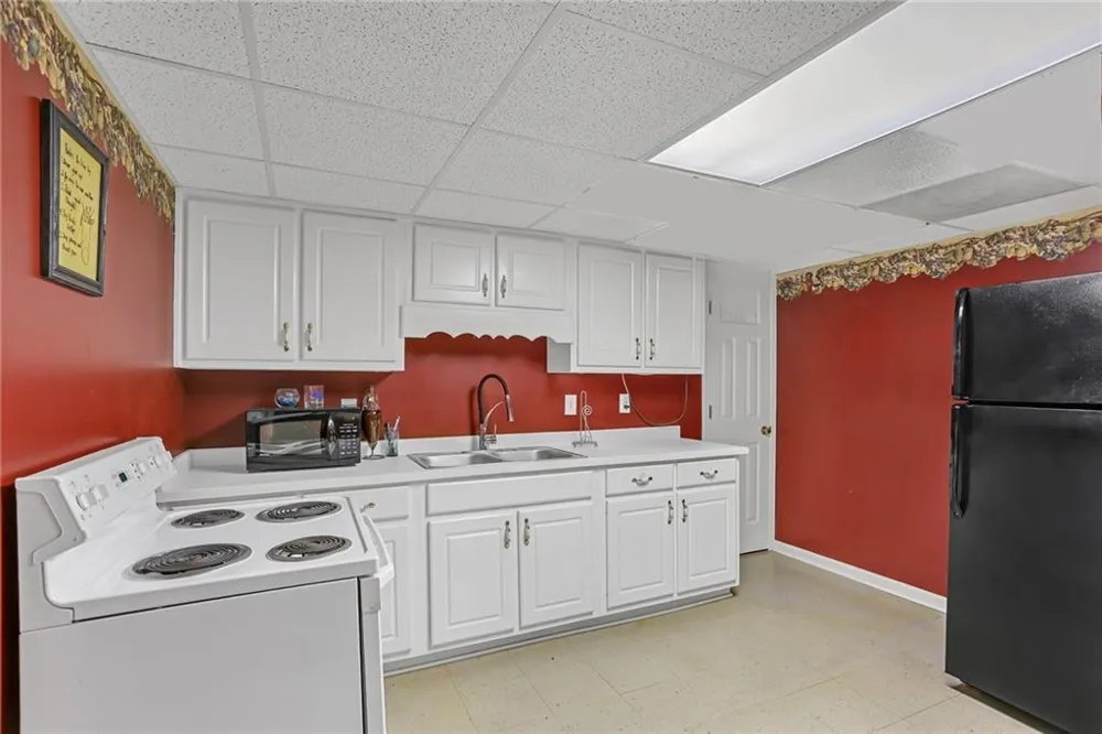 1910 Stockton Walk Lane Snellville, GA 30078