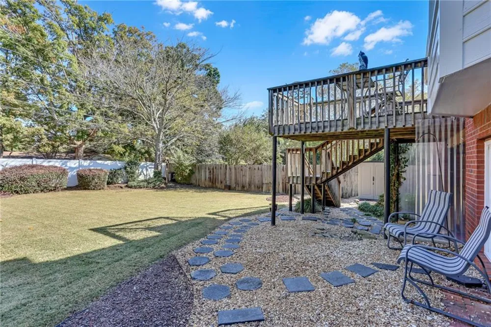 1910 Stockton Walk Lane Snellville, GA 30078