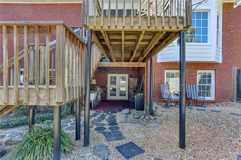 1910 Stockton Walk Lane Snellville, GA 30078