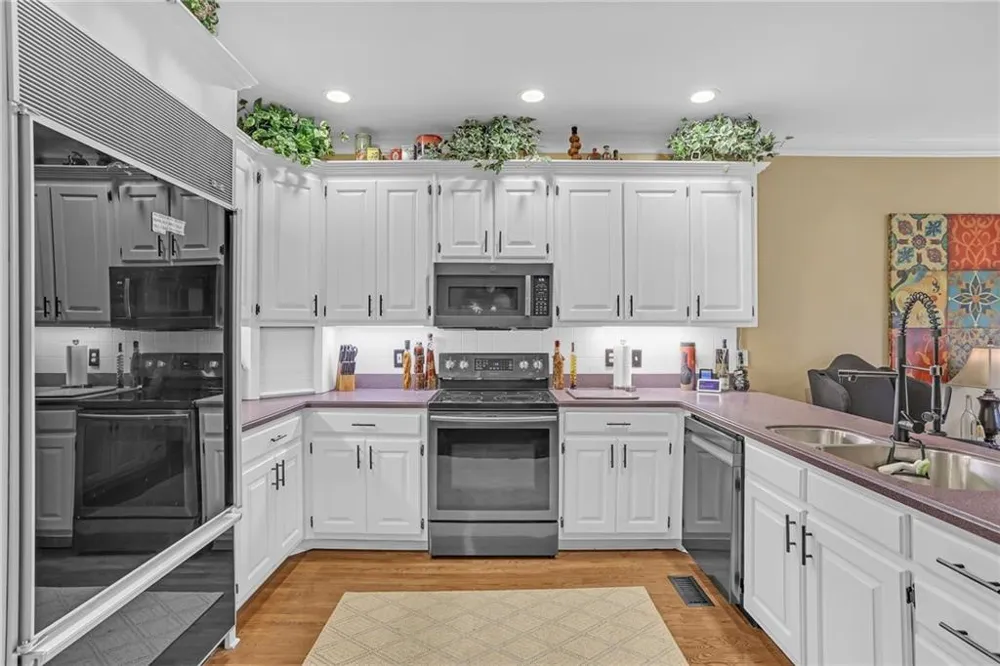 1910 Stockton Walk Lane Snellville, GA 30078