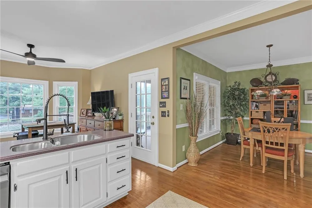 1910 Stockton Walk Lane Snellville, GA 30078