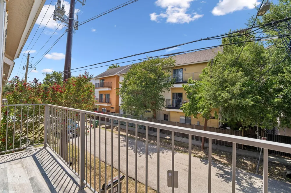 1614 Bonner Street Houston, TX 77007