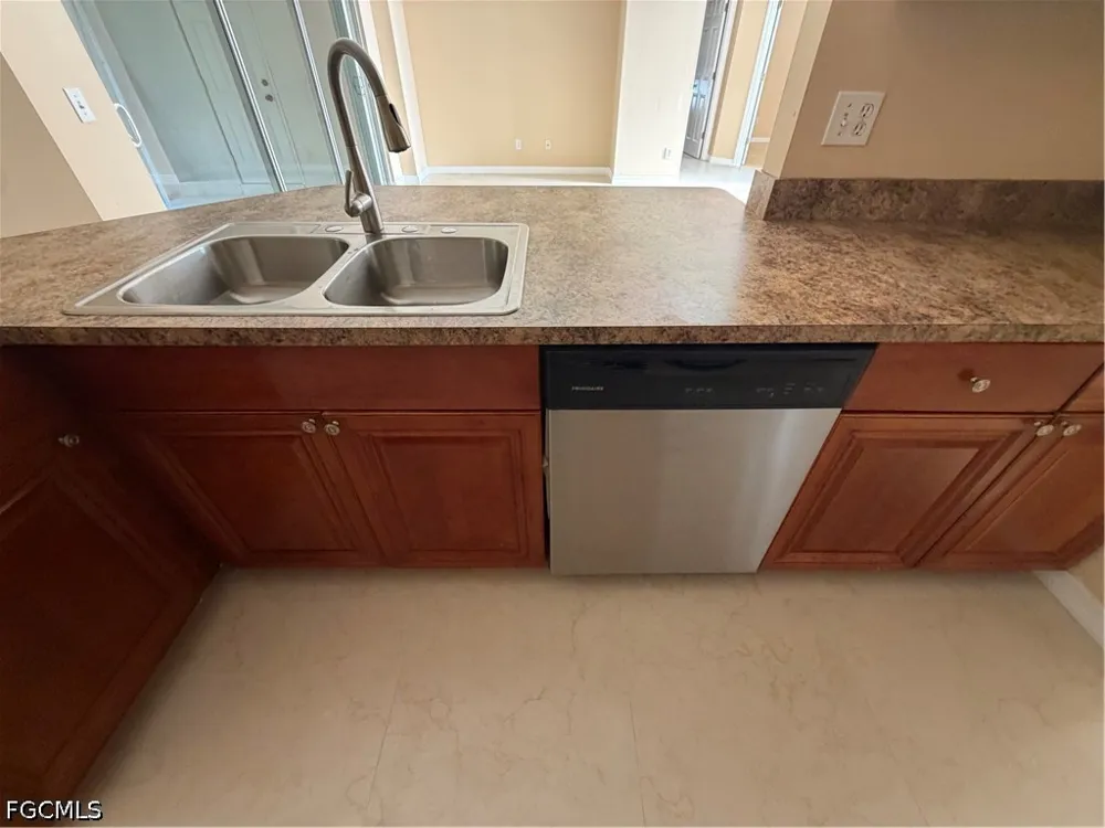 SW 8th Court Cape Coral, FL 33991
