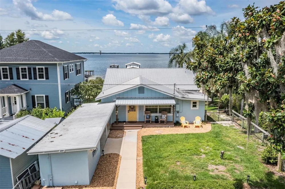 13850 SE 124 STREET Ocklawaha, FL 32179