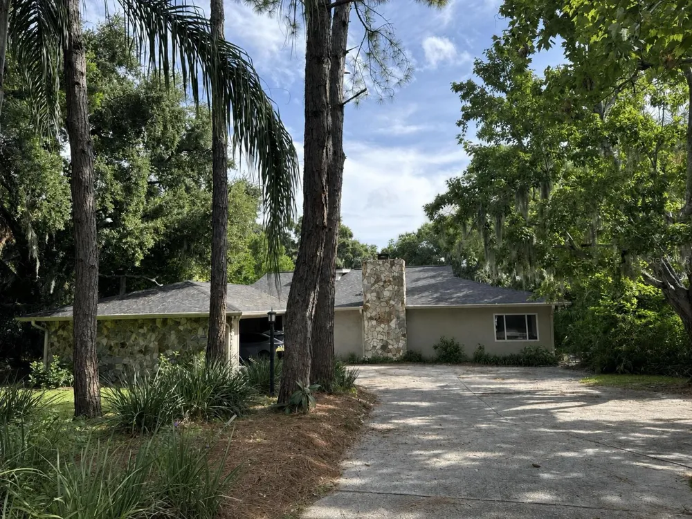 2510 CYPRESS GARDENS BOULEVARD Winter Haven, FL 33884