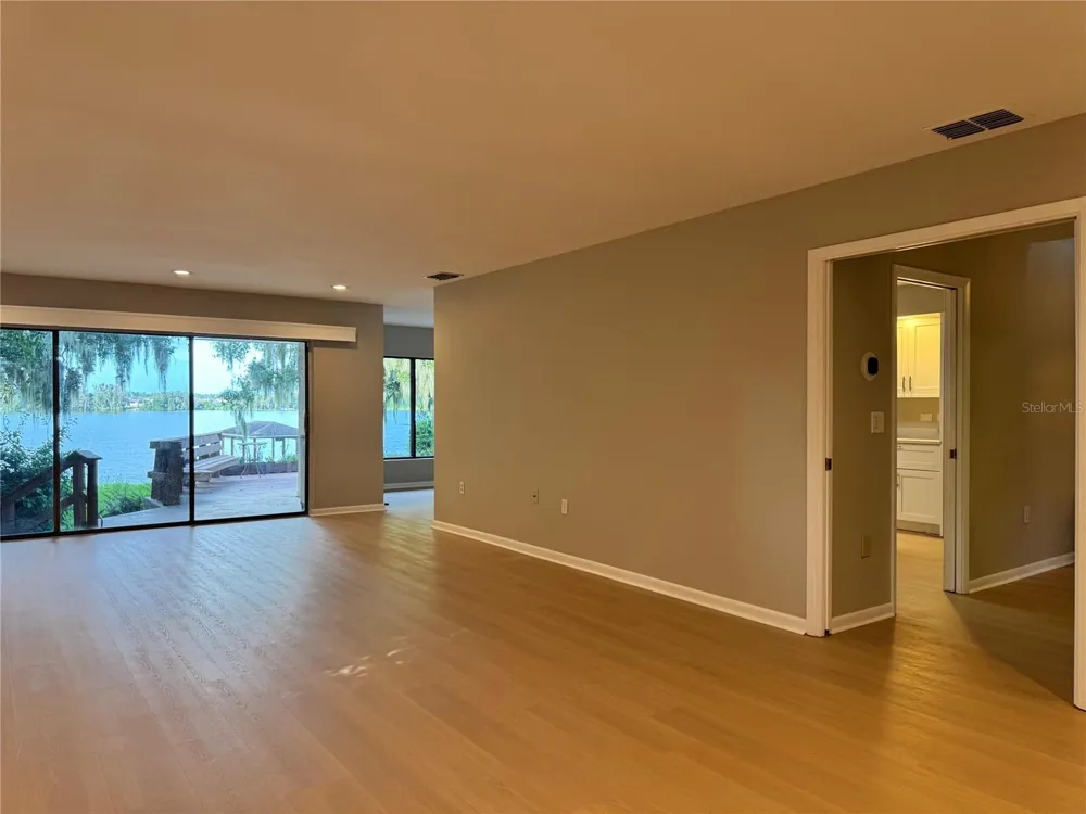 2510 CYPRESS GARDENS BOULEVARD Winter Haven, FL 33884