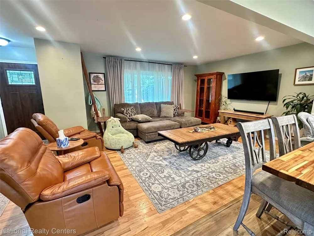 5073 Winston Drive Swartz Creek City, MI 48473