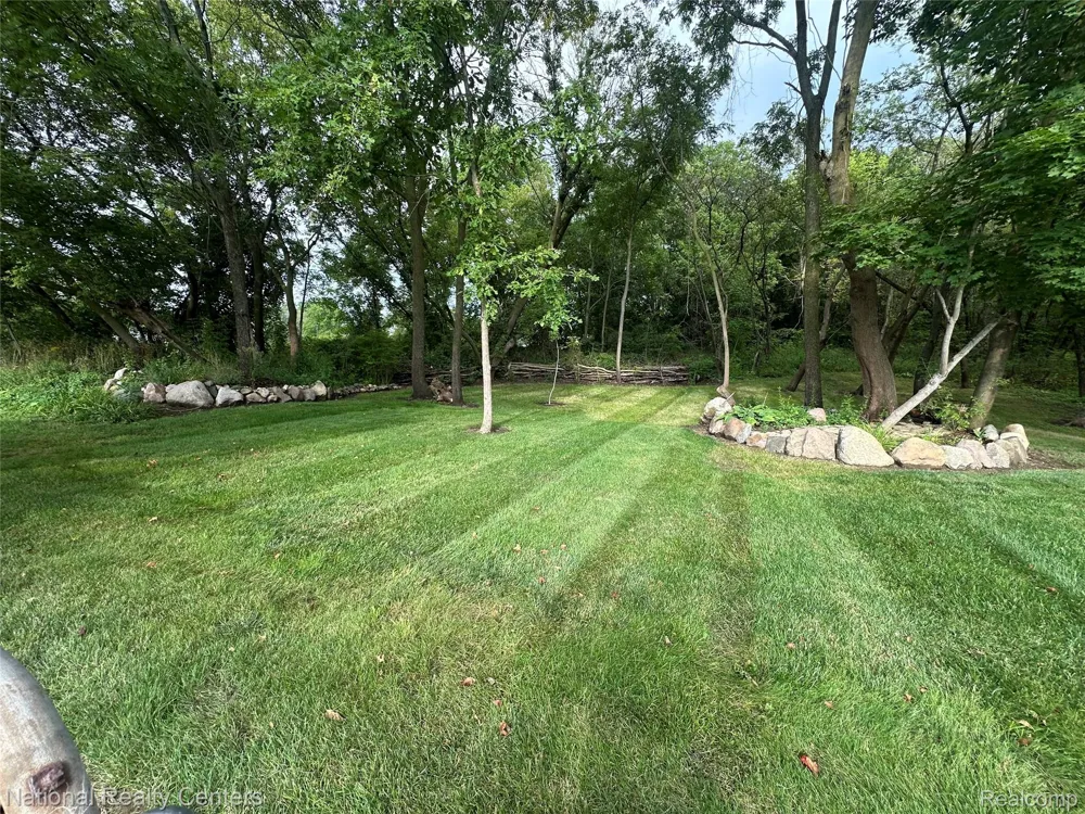 5073 Winston Drive Swartz Creek City, MI 48473