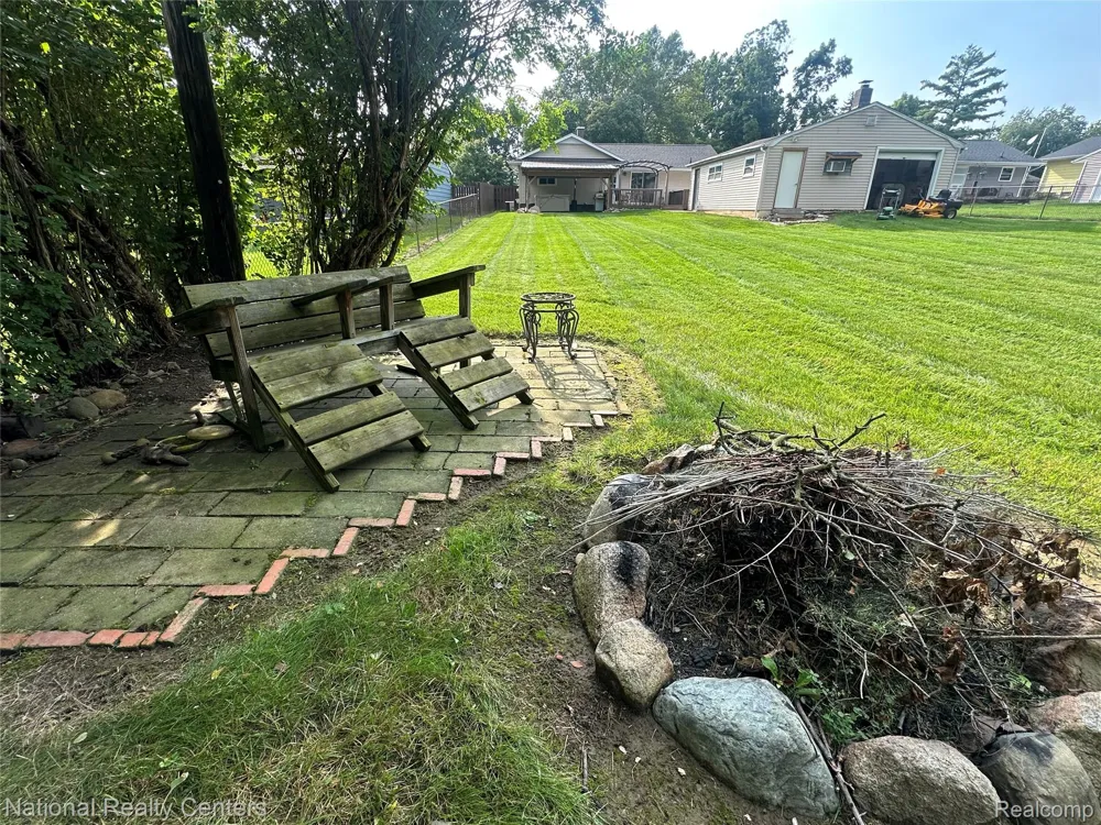 5073 Winston Drive Swartz Creek City, MI 48473