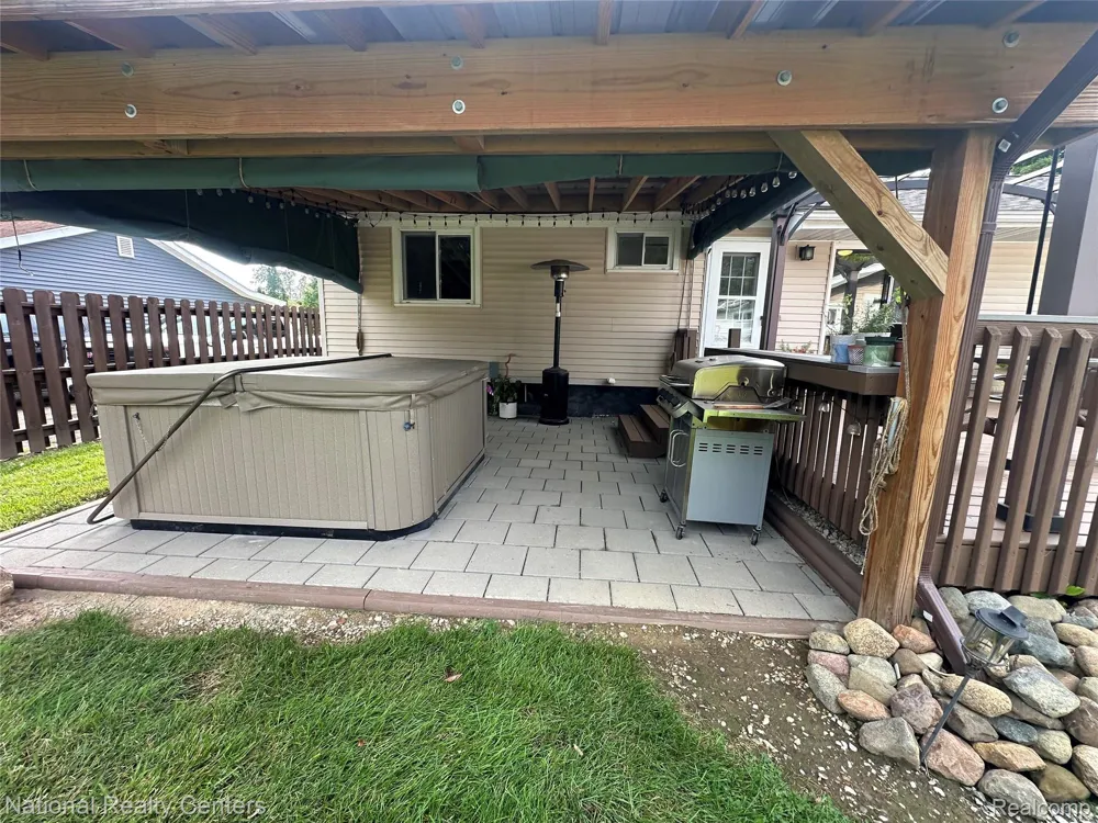5073 Winston Drive Swartz Creek City, MI 48473