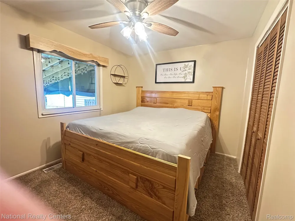 5073 Winston Drive Swartz Creek City, MI 48473