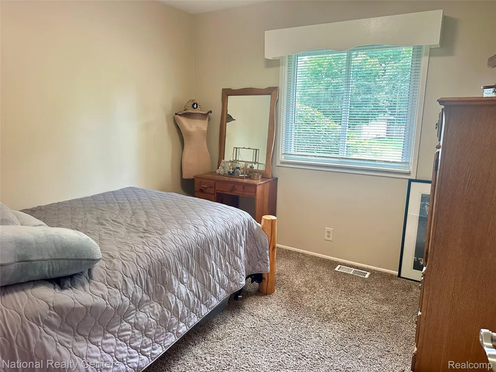 5073 Winston Drive Swartz Creek City, MI 48473