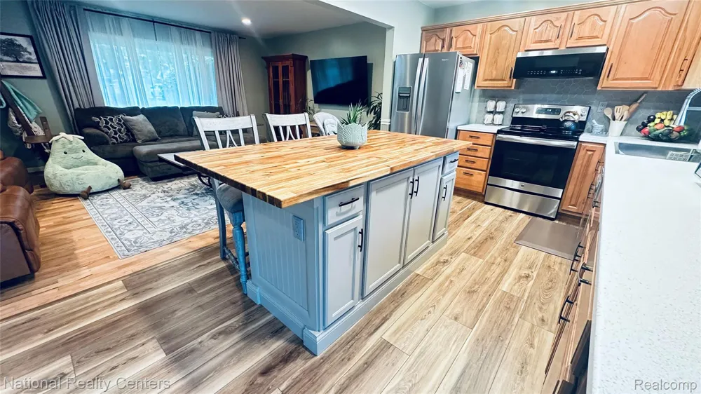 5073 Winston Drive Swartz Creek City, MI 48473