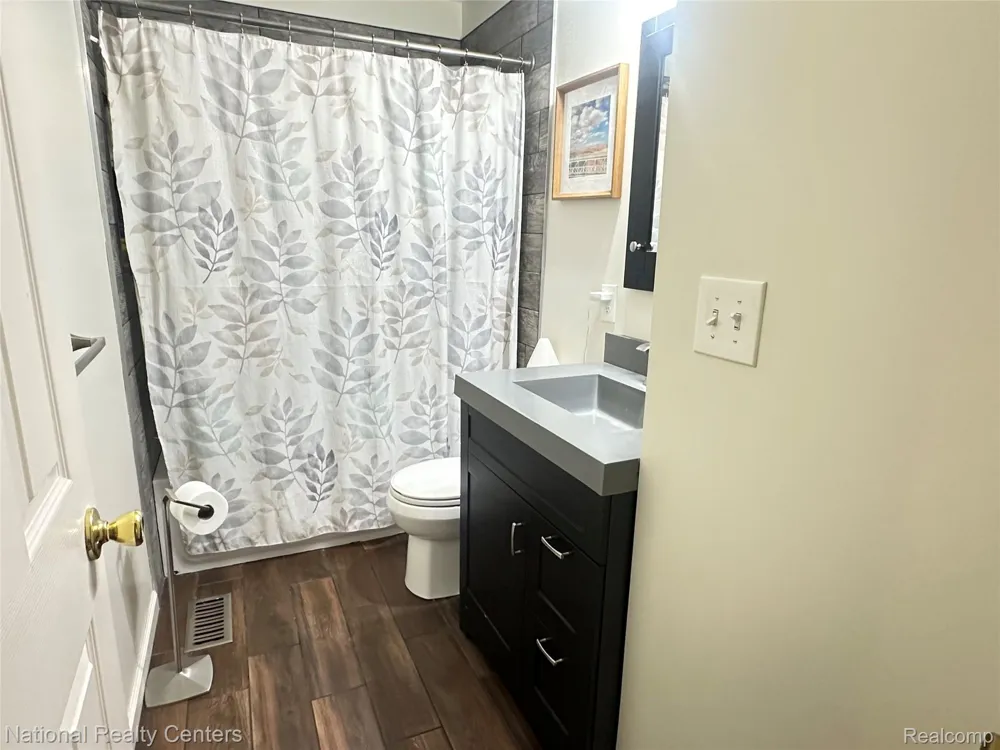 5073 Winston Drive Swartz Creek City, MI 48473