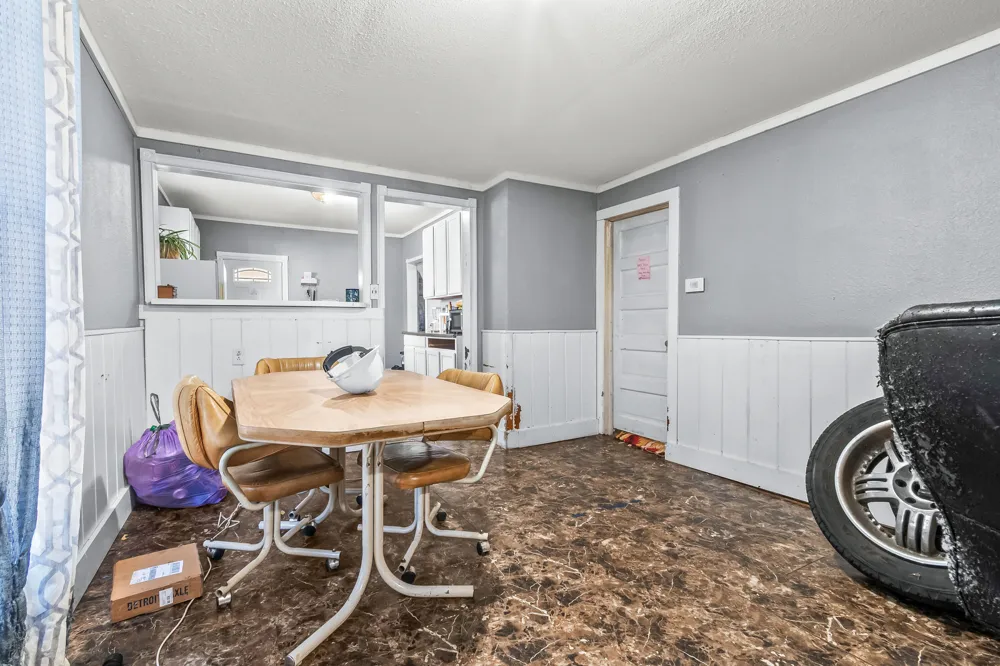 114 S Hayward Street Montgomery Village, MI 49255