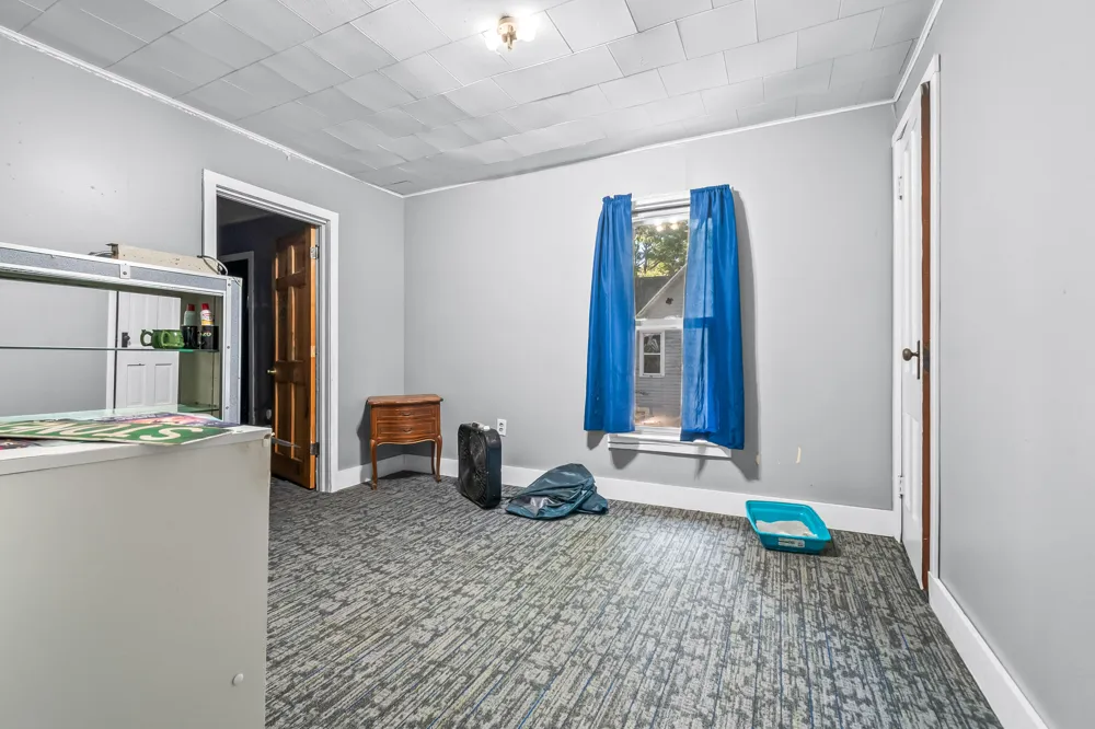 114 S Hayward Street Montgomery Village, MI 49255