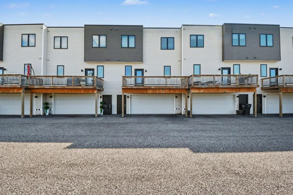 6011 Port View Drive SE Caledonia Township, MI 49512