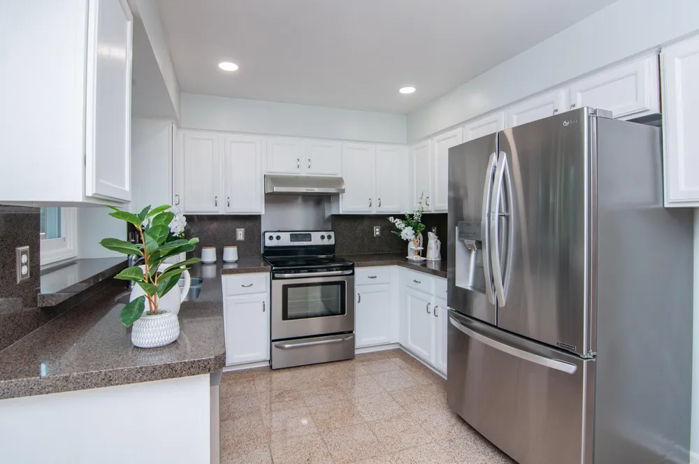 7162 Fox Woods Drive Canton Charter Township, MI 48187