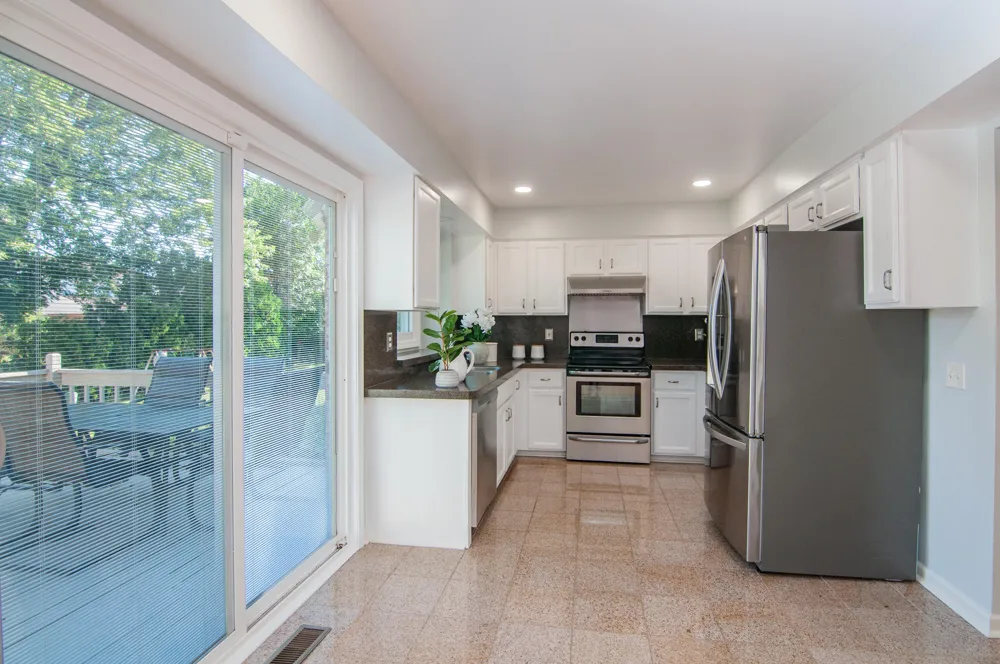 7162 Fox Woods Drive Canton Charter Township, MI 48187