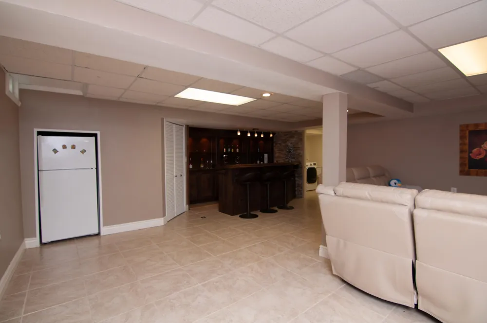 7162 Fox Woods Drive Canton Charter Township, MI 48187
