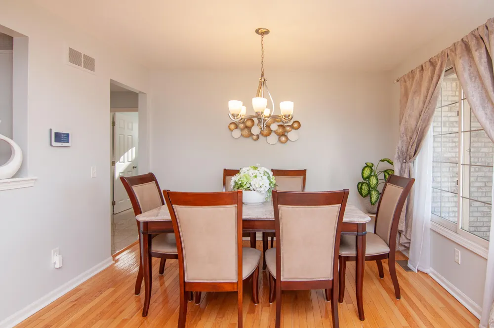 7162 Fox Woods Drive Canton Charter Township, MI 48187