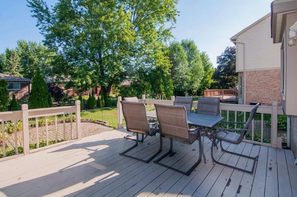 7162 Fox Woods Drive Canton Charter Township, MI 48187