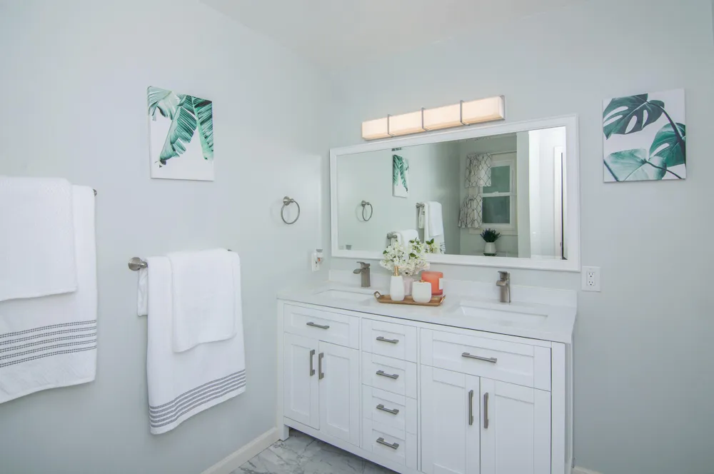7162 Fox Woods Drive Canton Charter Township, MI 48187