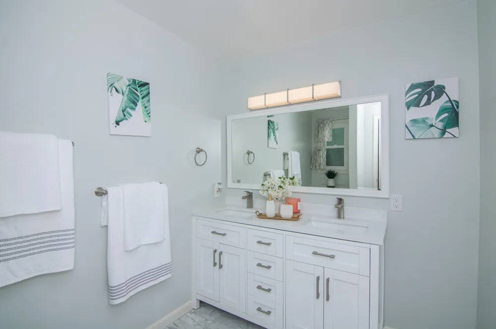 7162 Fox Woods Drive Canton Charter Township, MI 48187