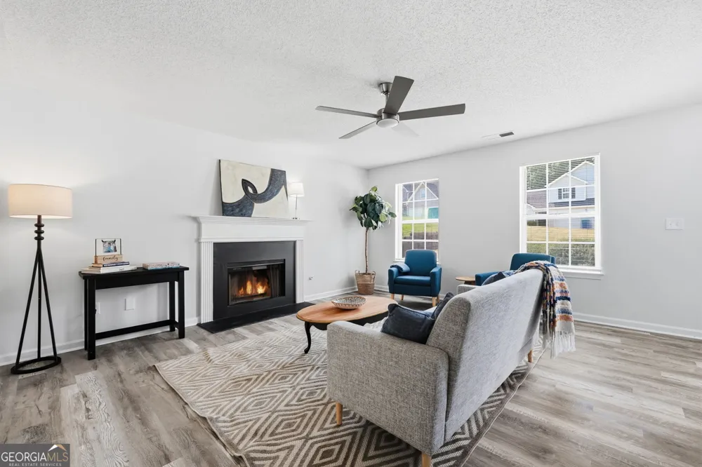 465 Cherry Branch LN Fairburn, GA 30213