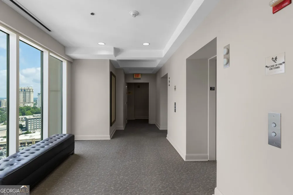 2881 Peachtree RD NE Atlanta, GA 30305