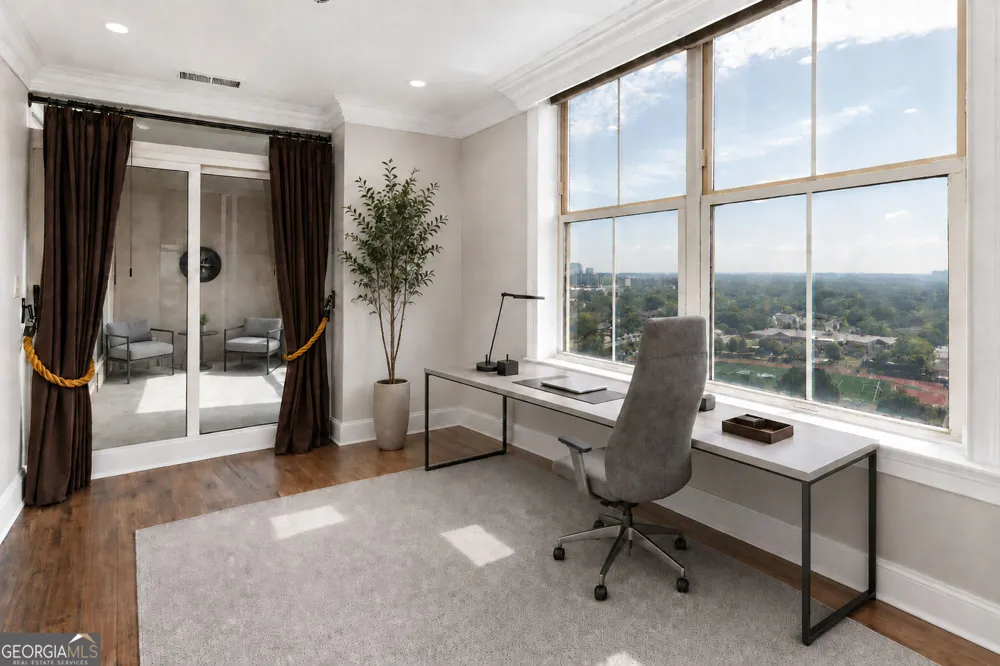 2881 Peachtree RD NE Atlanta, GA 30305