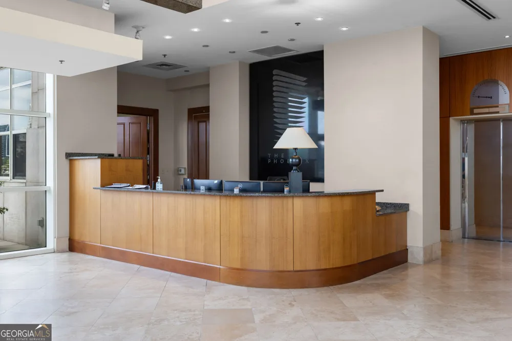 2881 Peachtree RD NE Atlanta, GA 30305