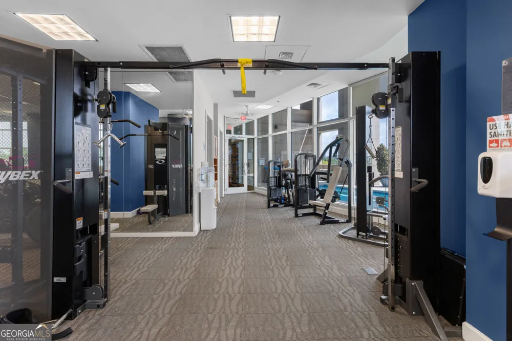 2881 Peachtree RD NE Atlanta, GA 30305