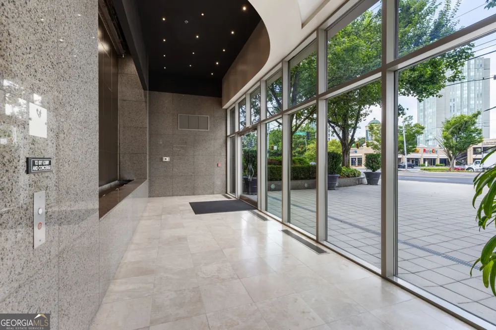 2881 Peachtree RD NE Atlanta, GA 30305