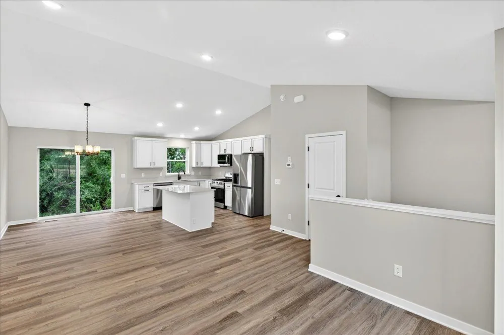 37514 Greenway Avenue North Branch, MN 55056