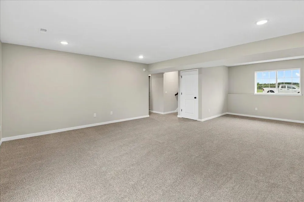 37514 Greenway Avenue North Branch, MN 55056