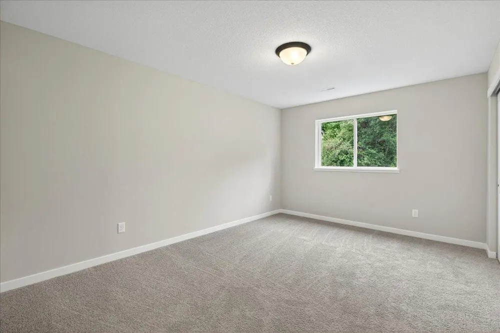 37514 Greenway Avenue North Branch, MN 55056