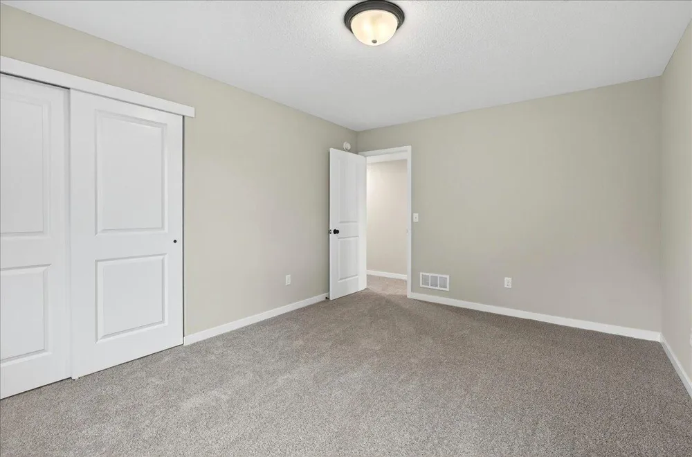 37514 Greenway Avenue North Branch, MN 55056