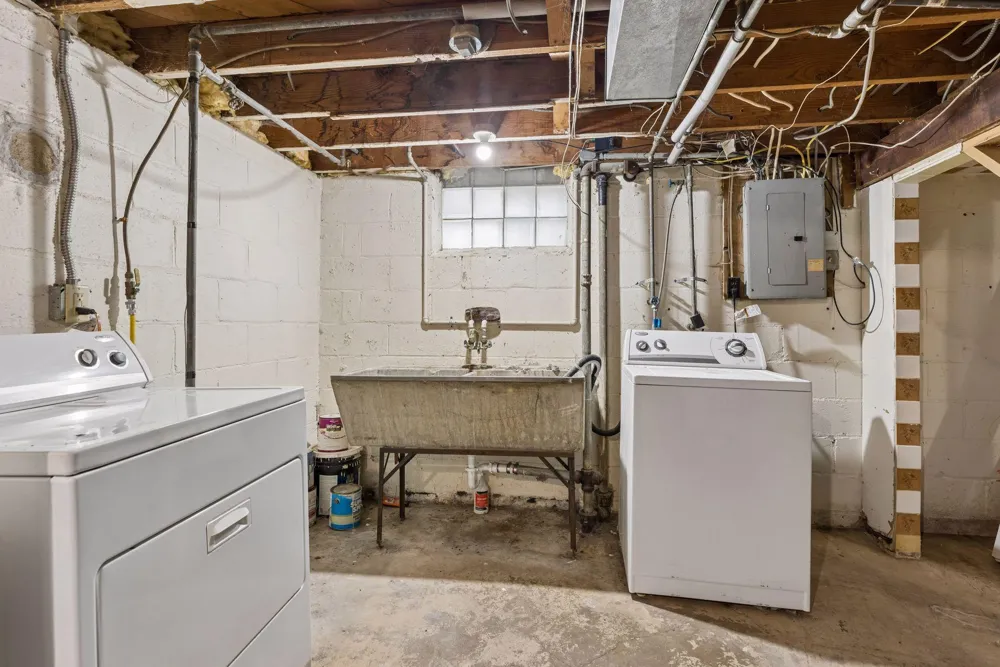 6624 Minnetonka Boulevard Saint Louis Park, MN 55426