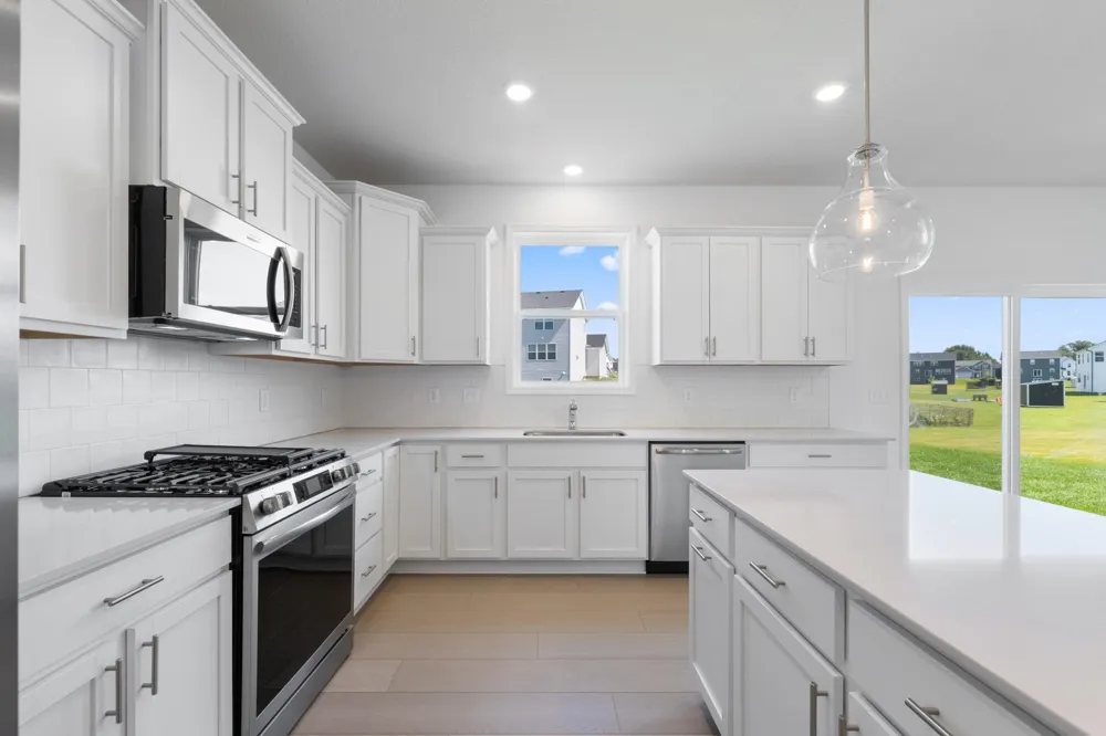 8921 Periwinkle Boulevard Woodbury, MN 55129