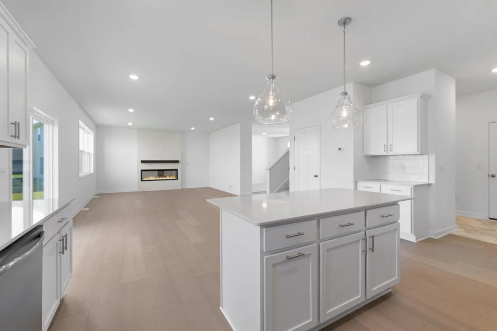 8921 Periwinkle Boulevard Woodbury, MN 55129