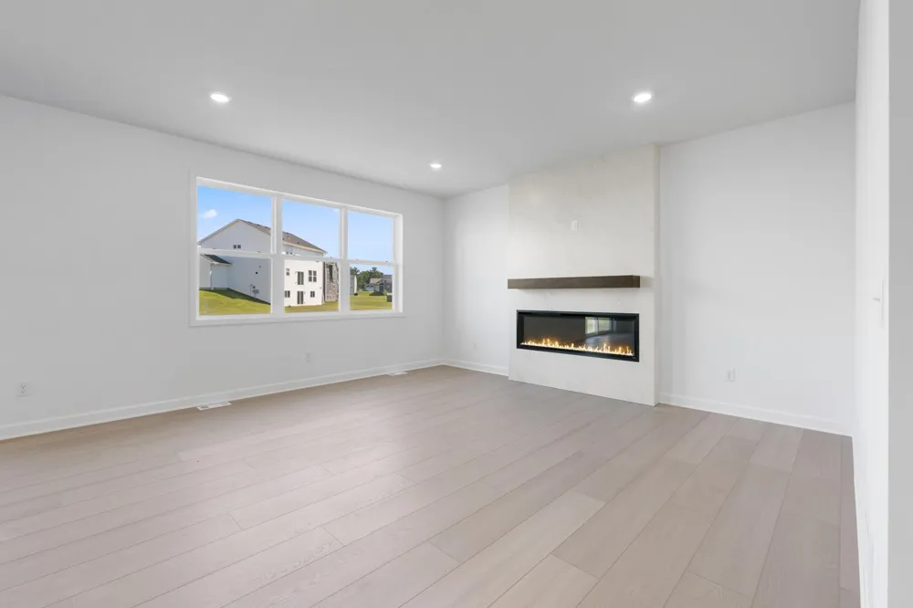 8921 Periwinkle Boulevard Woodbury, MN 55129