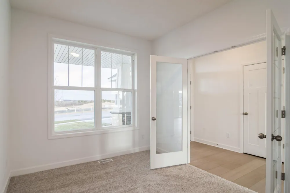 8921 Periwinkle Boulevard Woodbury, MN 55129