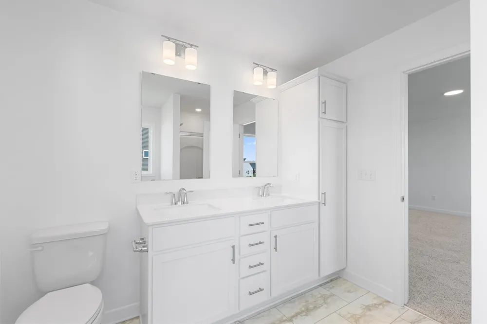 8921 Periwinkle Boulevard Woodbury, MN 55129
